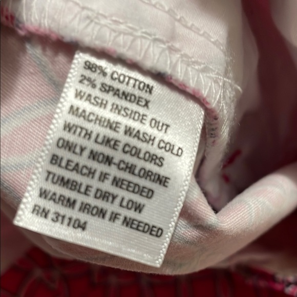 Crown &Ivy Pink Geometric Women's Shorts Sz 20W - Picture 8 of 9